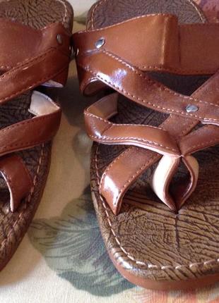 Качественные, мужские новые шлепки j.t., р. 41