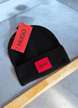 Шапка в стиле hugo boss