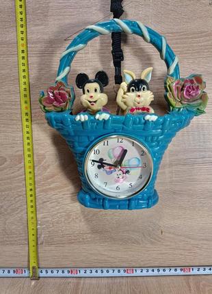 Часы настенные фигурные классические