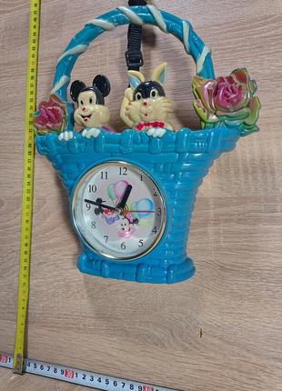 Часы настенные фигурные классические