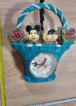 Часы настенные фигурные классические