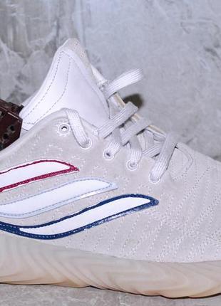 Adidas кроссовки беж 46 р