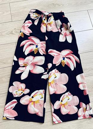 Штани трикотажні широкі літні кюлоти квітковий принт піжамний стиль