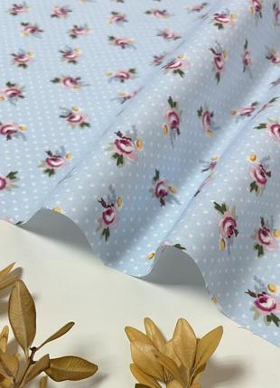 Тканина бавовна для рукоділля шеббі квіти на блакитному ,розмір 50см/40см