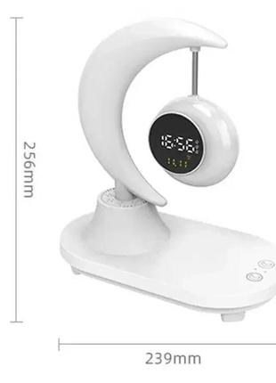 Ночник с беспроводной зарядкой и bluetooth колонкой луна с часами, настольная лампа ночник зарядное hphb3 фото