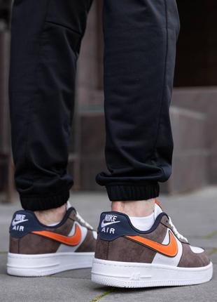 Чоловічі кросівки nike air force brown white orange7 фото