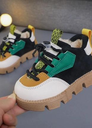 Теплые кроссовки для мальчика и девочки