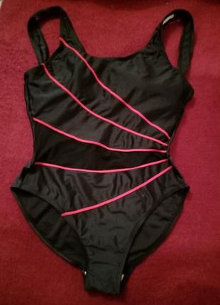 Яскравий суцільний купальник 👙 на 44-46 роз