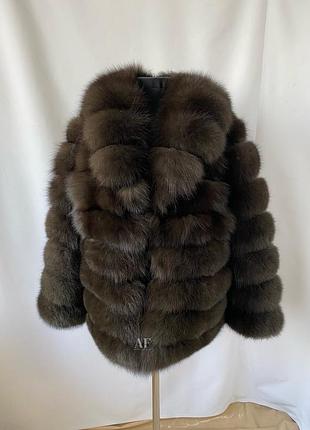 Шуба з хутра песець коричневого кольору