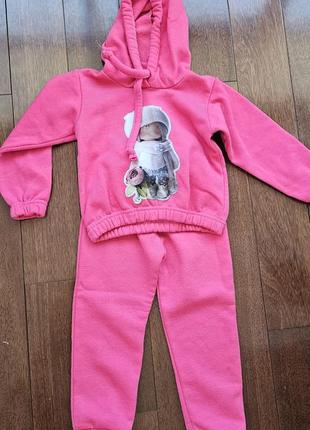 Костюм на флисе для девочки, 104-110