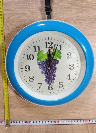 Годинники настінні круглі класичні