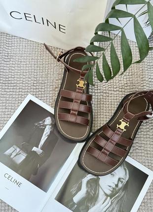 Босоніжки в стилі celine