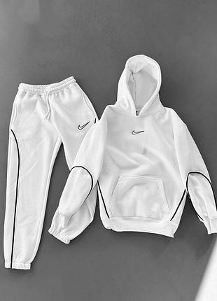 Спортивный костюм nike