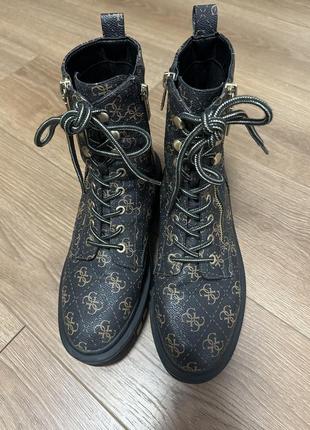 Ботильоны женские.размер 39-40.guess