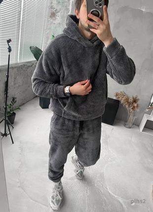 Костюм худи➕️штани.