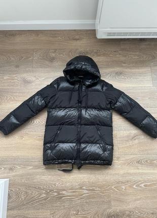 Пухова куртка adidas