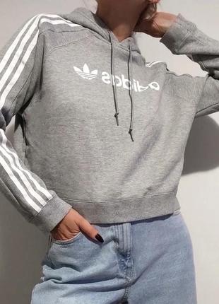 Худи стильный adidas