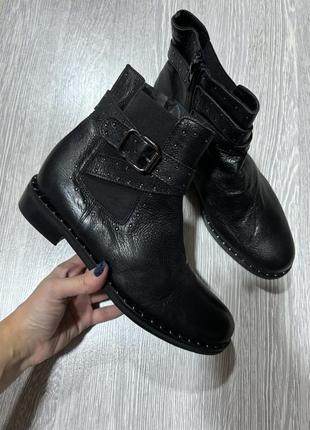 Кожаные ботинки minelli женские осень