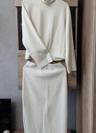 Костюм зі спідницею zara утеплений, машинна в'язка.