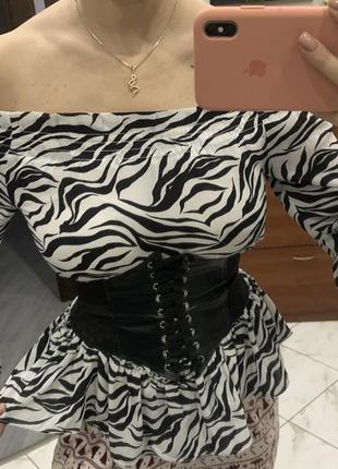 Блузка зебра рюшка 36 размер h&m