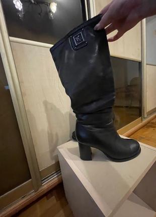 Зимние кожаные сапоги на цегейке