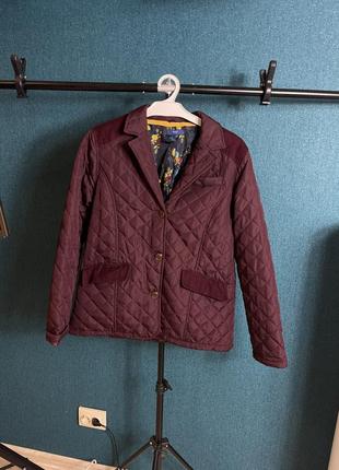 Стеганая куртка марсала бордо
