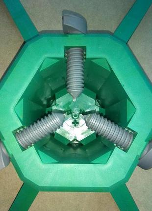 Подставка для рождественской ёлки.