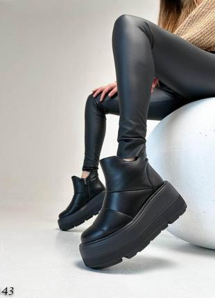 Шкіряні зимові черевики