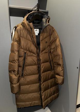 Парка унісекс nike storm-fit windrunner primaloft® длина по спинке 100 см  длина рукава 66-68 см плюс минус  полу объем груди 54-56 см2 фото