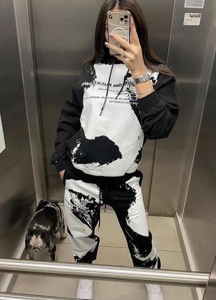 Костюм