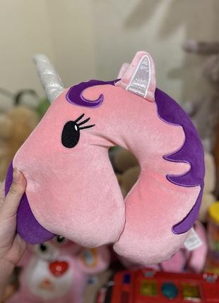 Автомобильная подушка детская