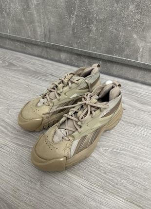 Reebok кроссовки us6.5 37