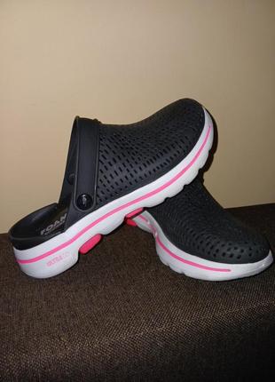 Шлепанцы skechers go walk 5 медицинская обувь