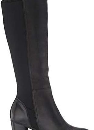 Високі чоботи