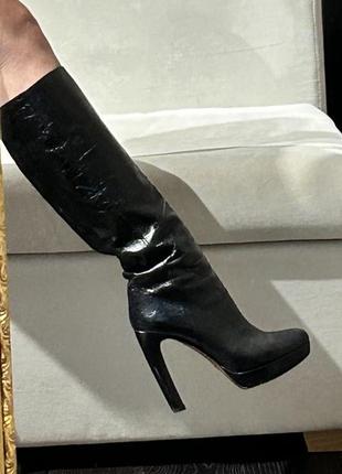 Черные сапоги prada оригинал из кожи на высоком каблуке 38 р