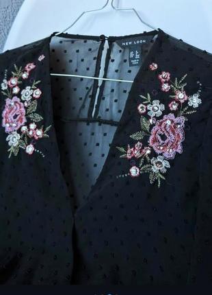 Шифонова блуза з вишивкою