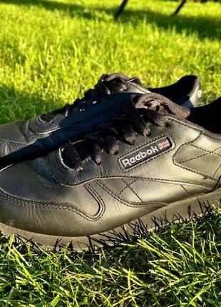 Жіночі кросівки reebok