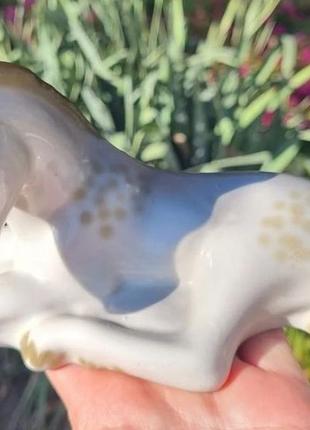 Порцелянова статуетка. полонне.  полонський порцеляновий. кінь. лошадка.