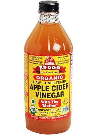 Органічний яблучний оцет із маткою (organic apple cider) bragg 473 мл