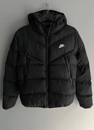Чоловіча зимова куртка в стилі nike
