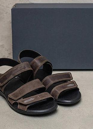 Сандалі шкіряні