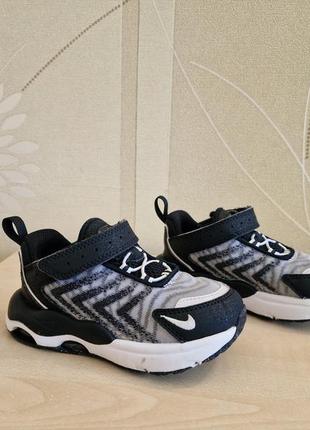 Кросівки nike air max tw оригінал розмір 26