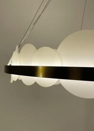 Підвісна люстра з латунним кільцем та матовими кругами ø 80 см3 фото