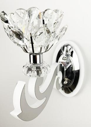 Бра в хромовому корпусі із кришталевою квіткою
