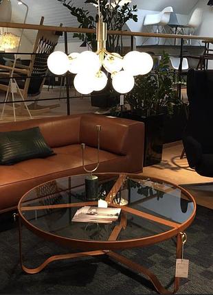 Елегантна латунна люстра на 12 матових плафонів