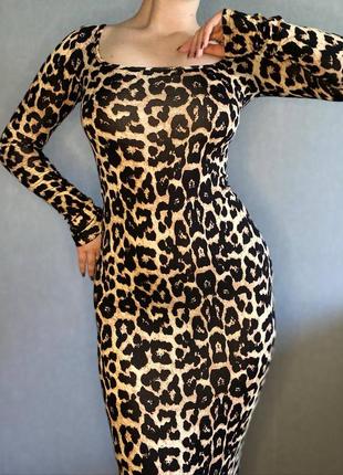 Макси платье в леопардовый принт