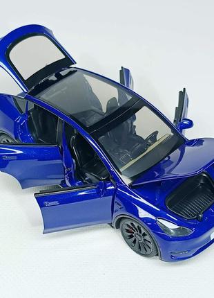 Машинка автопром "tesla модель y с зарядной станцией" синяя, 1:24 (18 см) ap7711-2