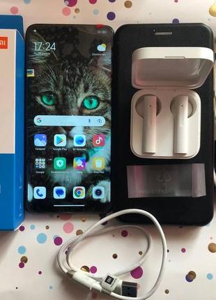 Продаю телефон xiaomi + навушники xiaomi
