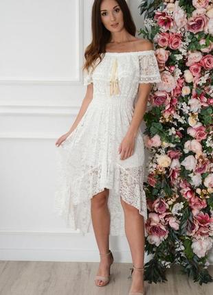 Очень нежное кружевное платье