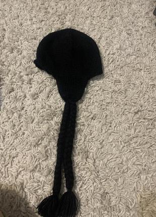 Шапка плетена